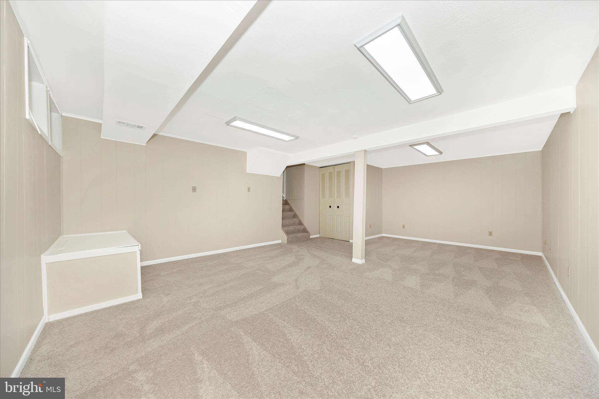 GLADE MANOR - Residential