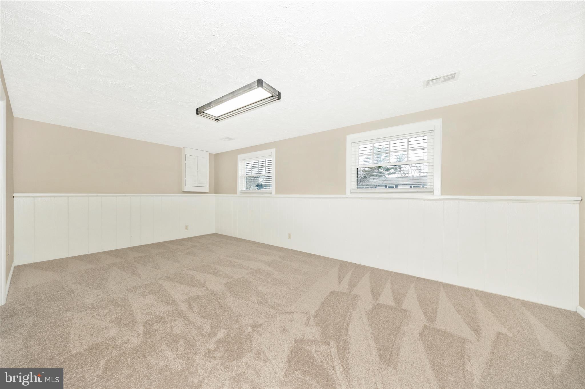 GLADE MANOR - Residential