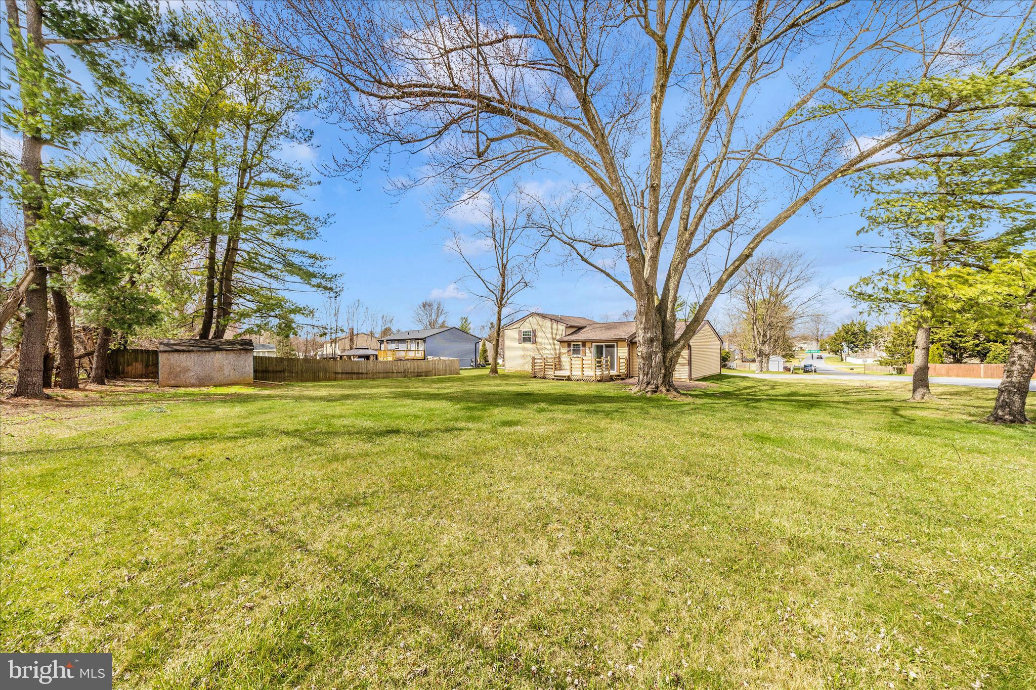 GLADE MANOR - Residential