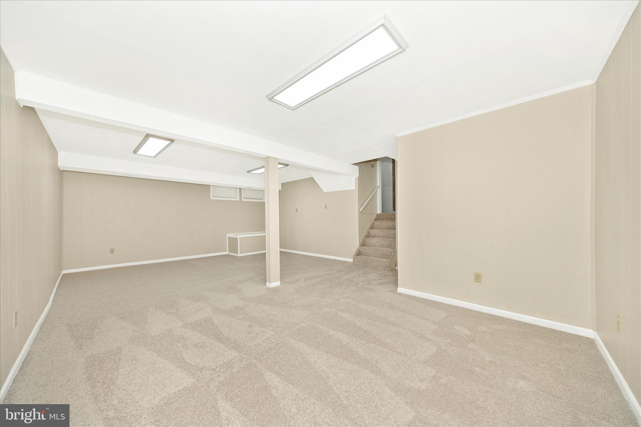 GLADE MANOR - Residential