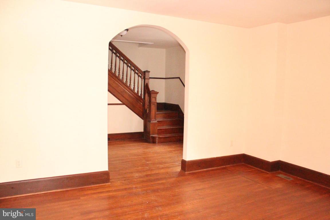 HAMILTON PARK - Residential Lease