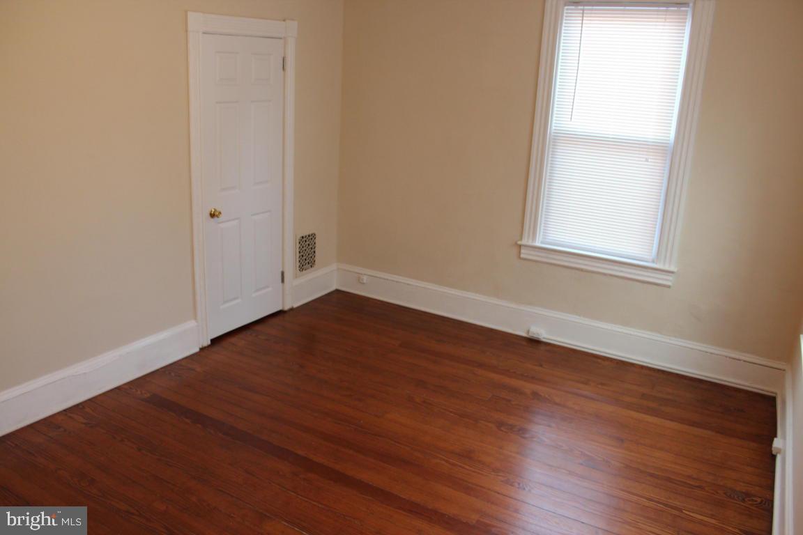 HAMILTON PARK - Residential Lease