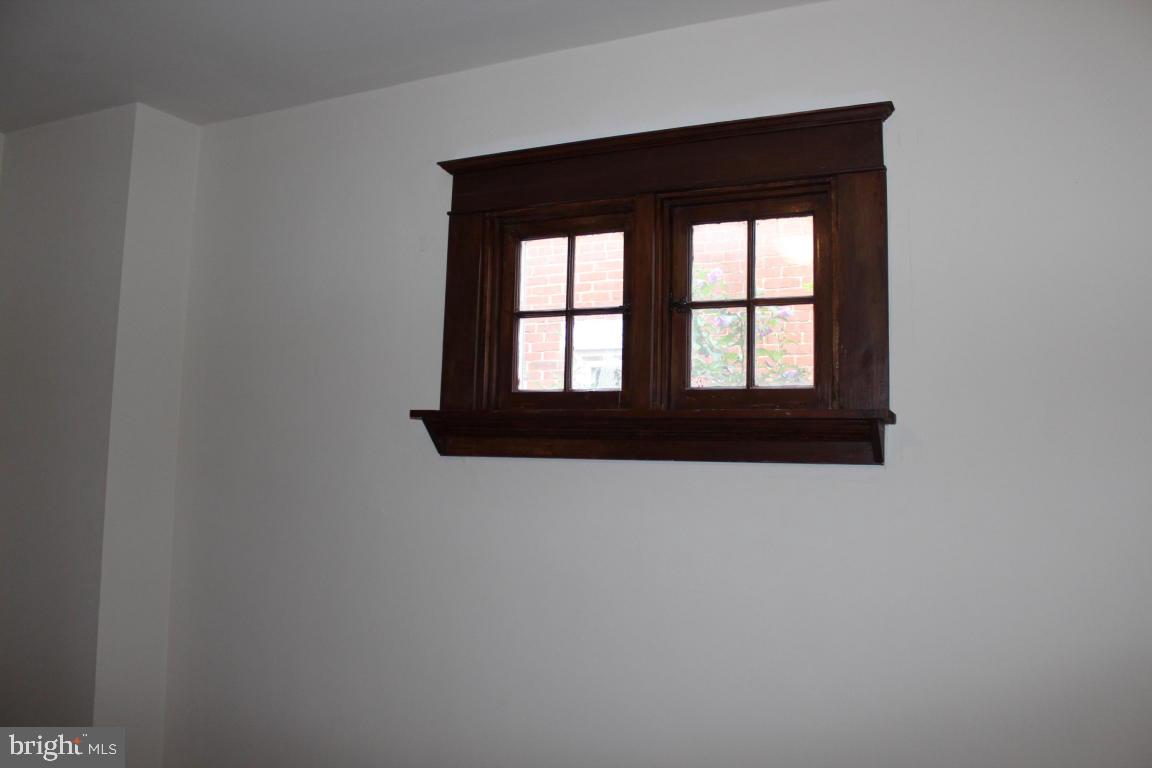 HAMILTON PARK - Residential Lease