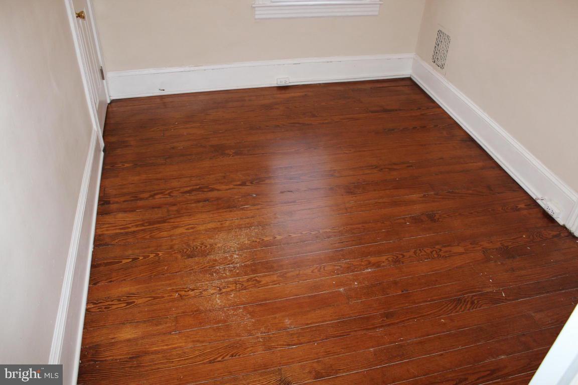 HAMILTON PARK - Residential Lease