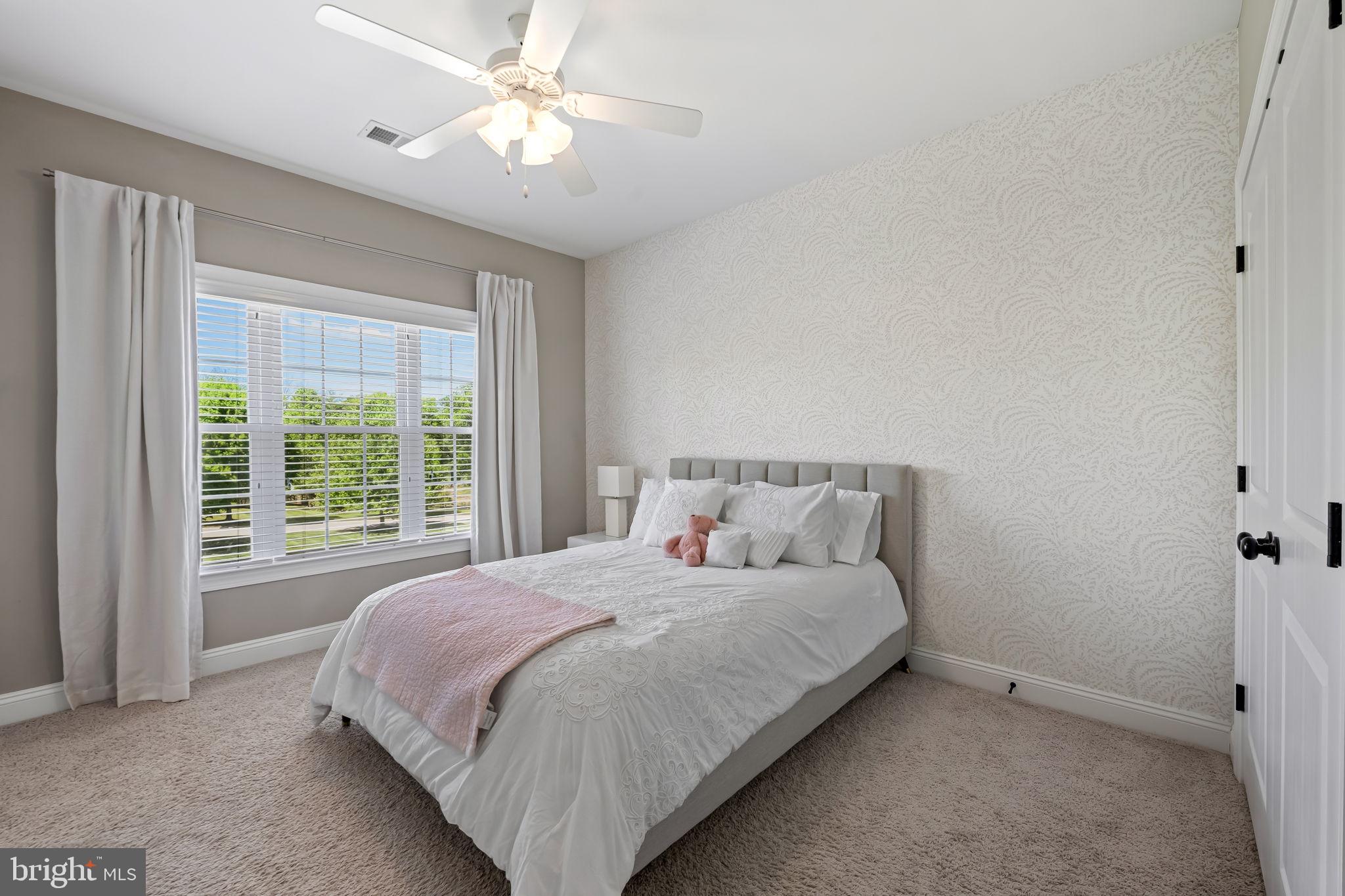 BRIAR KNOLL - Residential