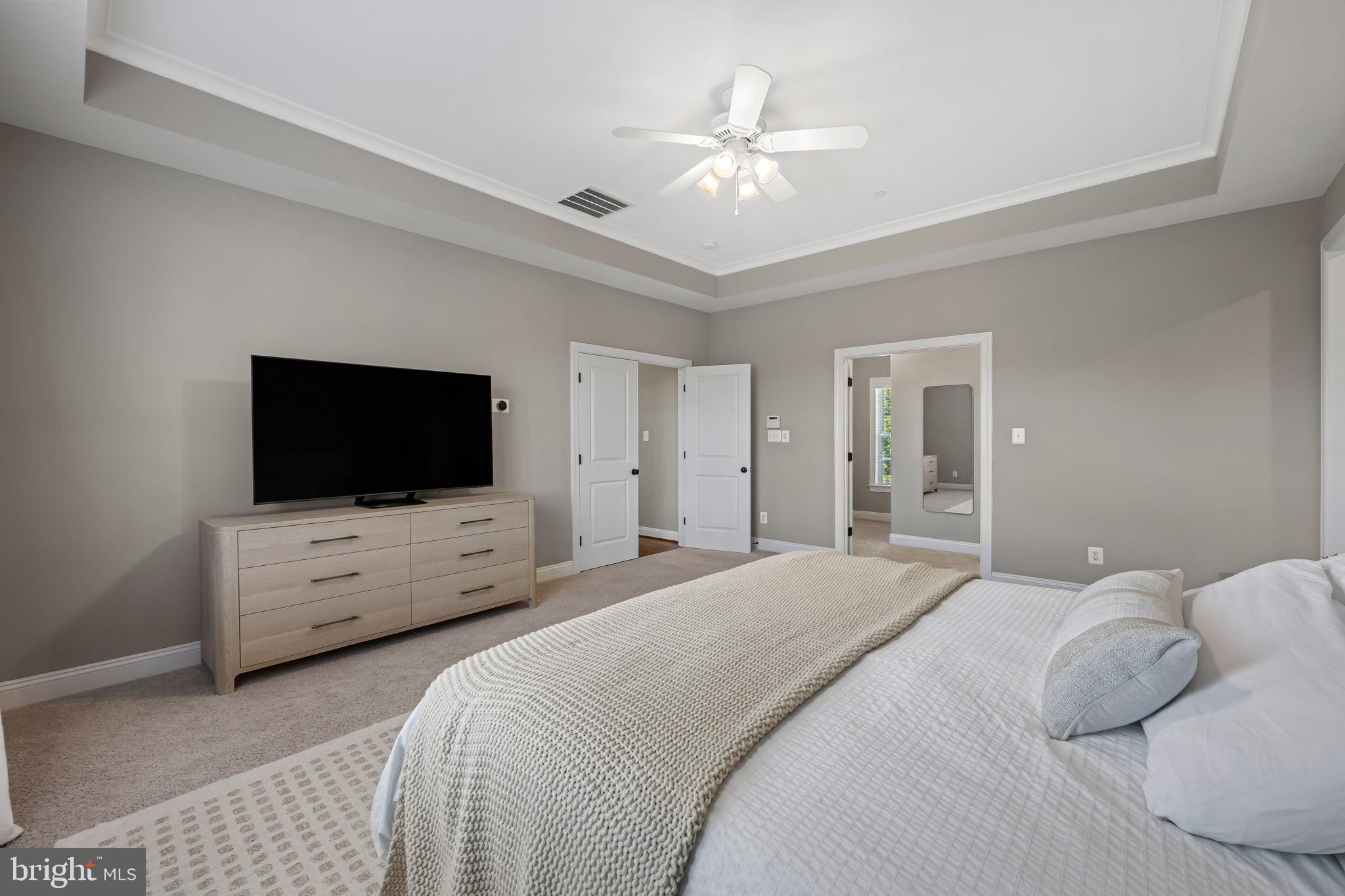 BRIAR KNOLL - Residential