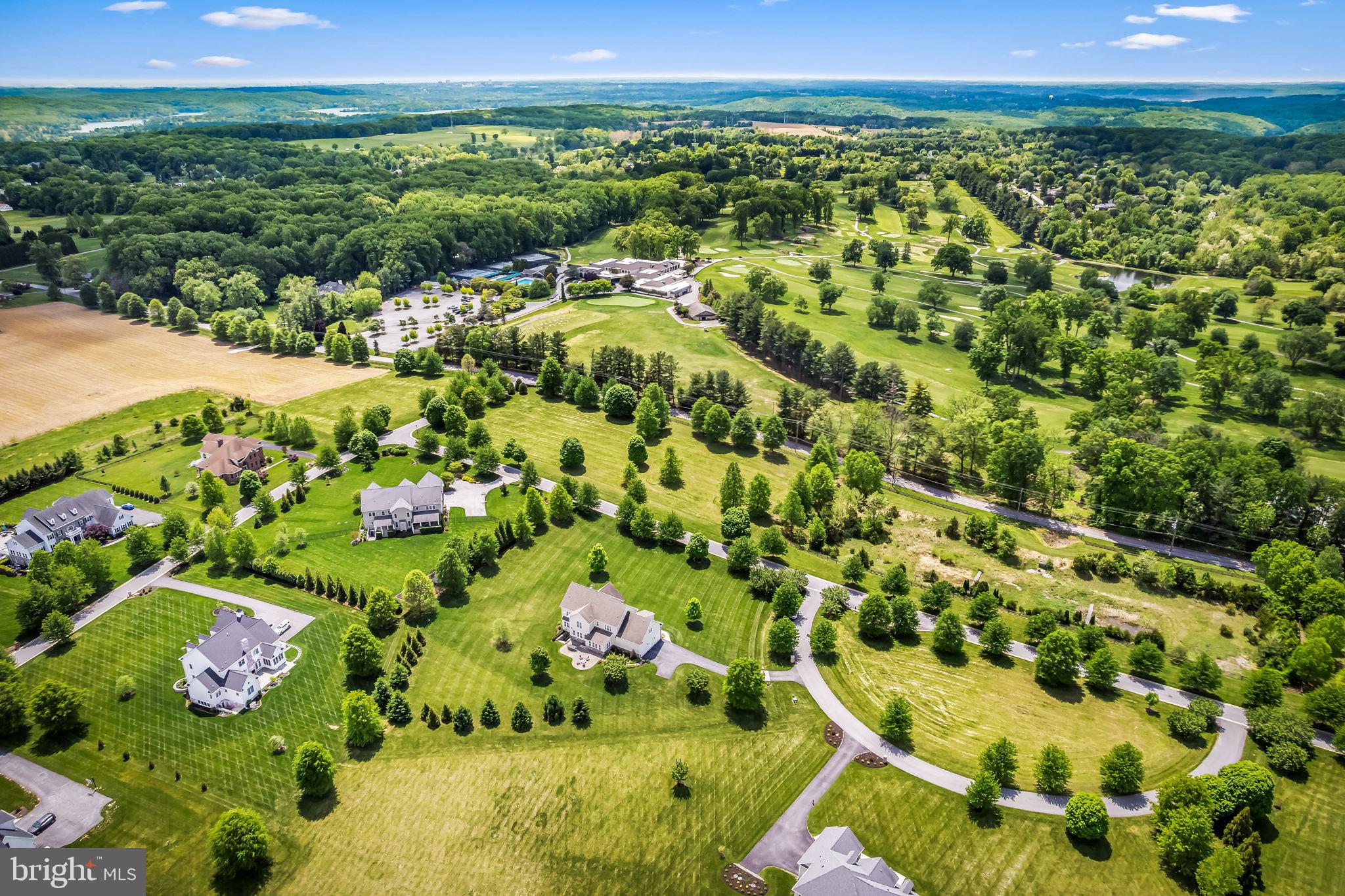 BRIAR KNOLL - Residential