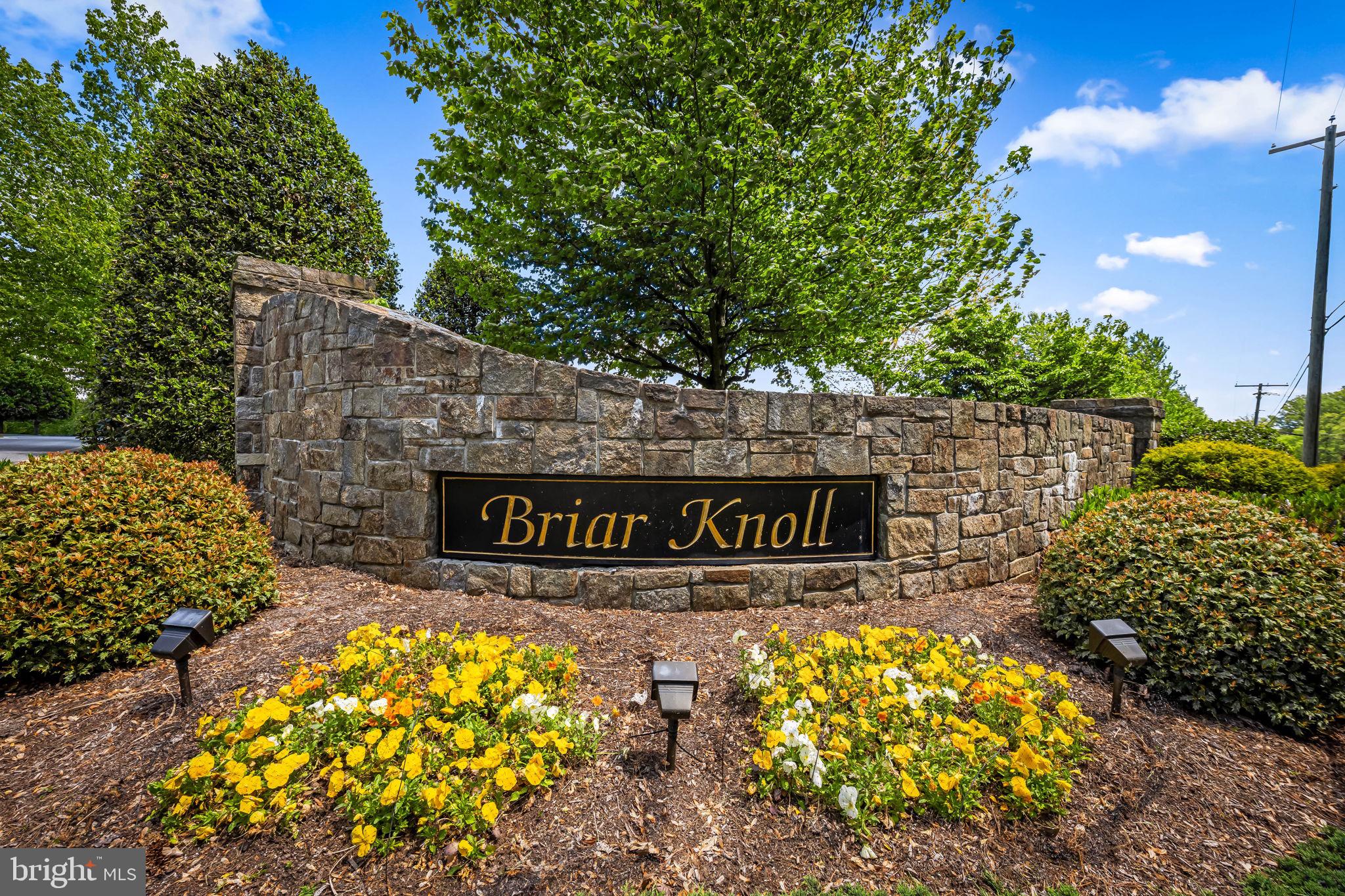 3942 BRIAR KNOLL CIRCLE