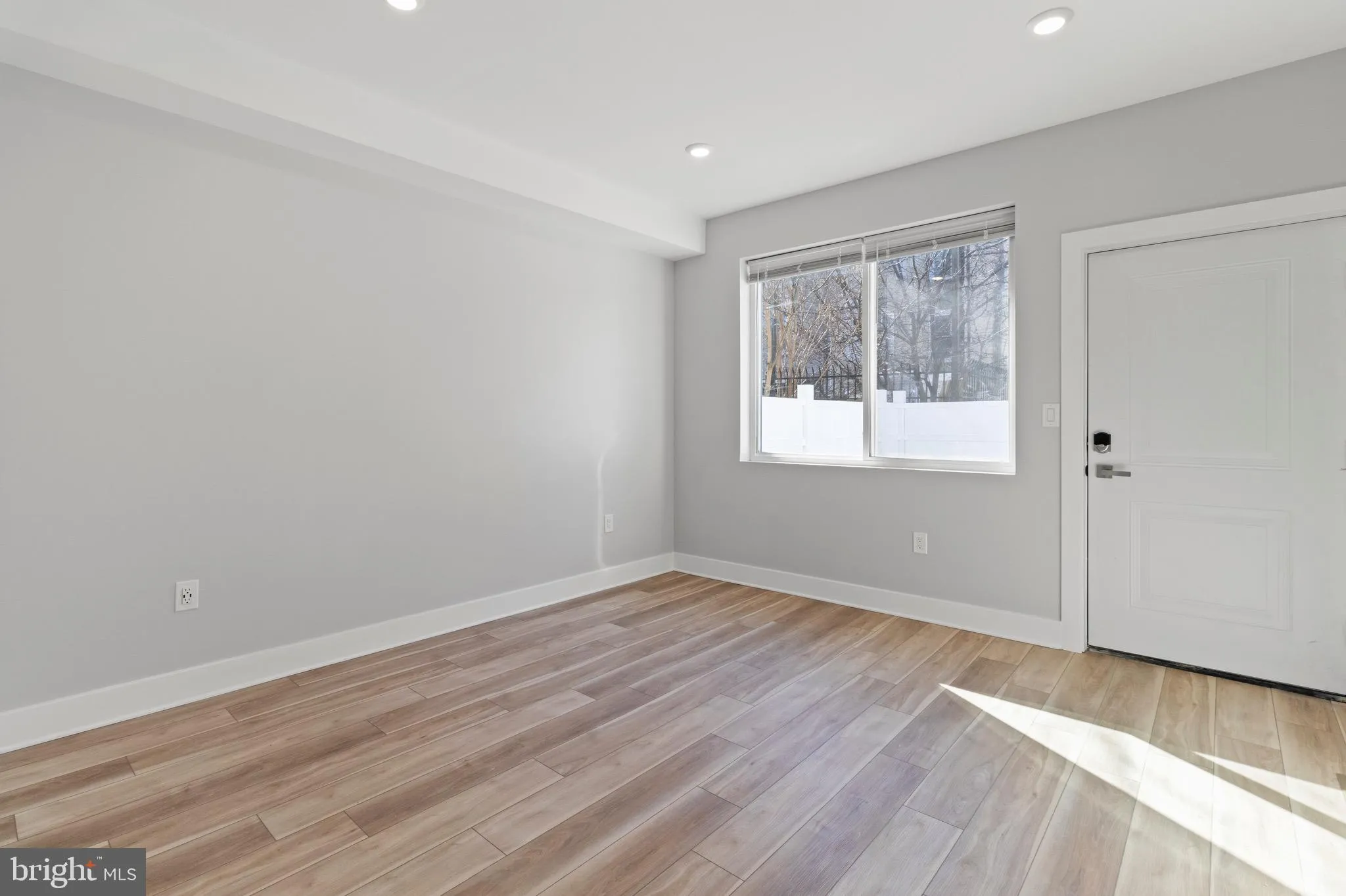 Philadelphia, Pennsylvania 19121, United States, 2 Bedrooms Bedrooms, ,1 BathroomBathrooms,Residential,Active,94634