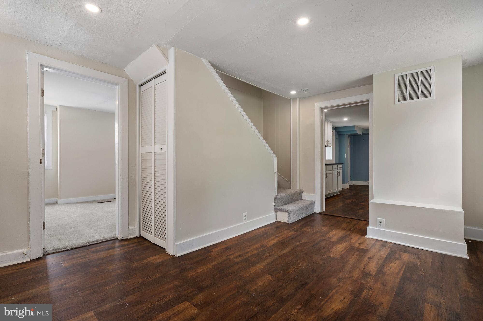 1 N VIRGINIA AVENUE