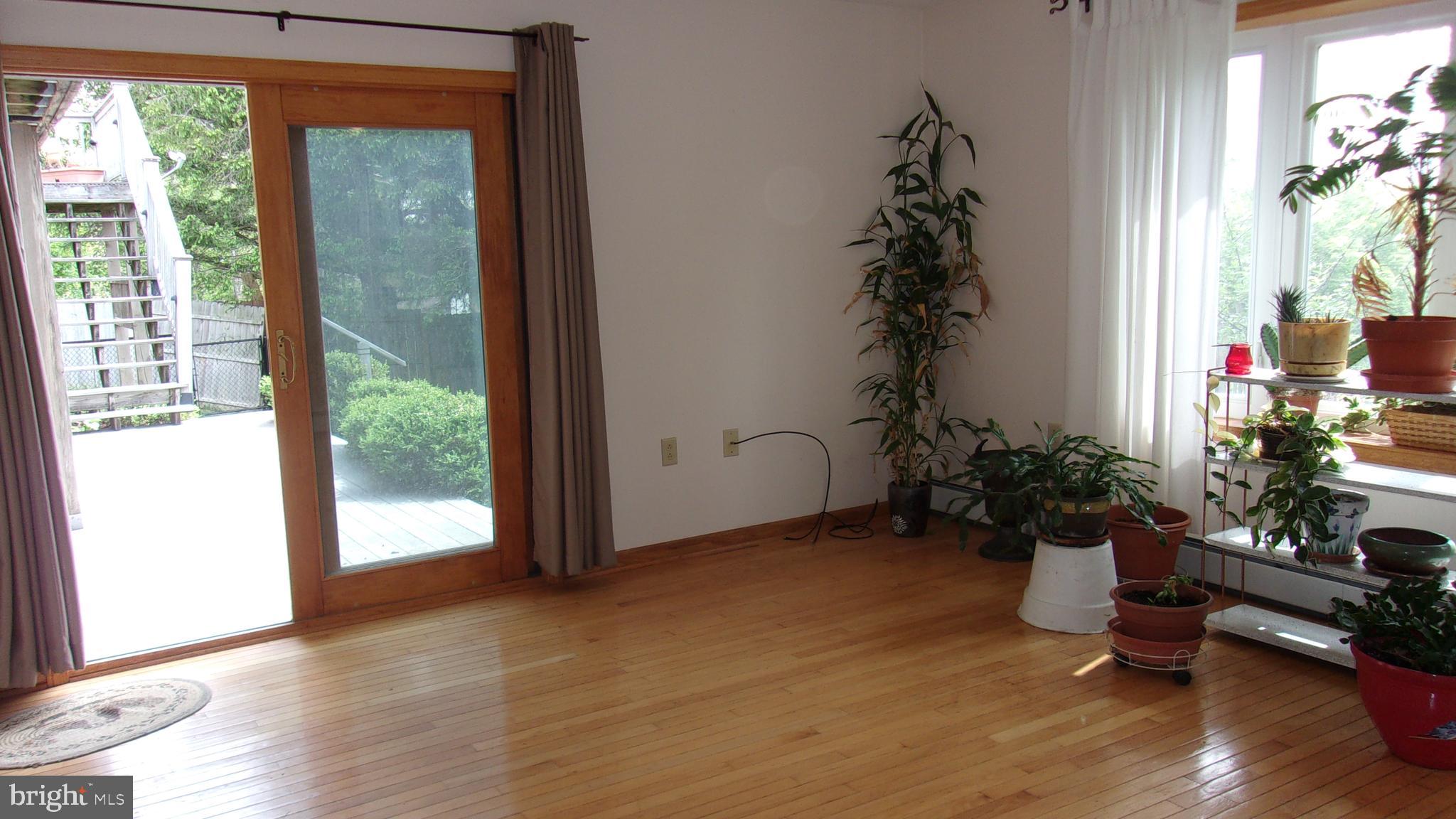 CENTENNIAL HILL - Residential