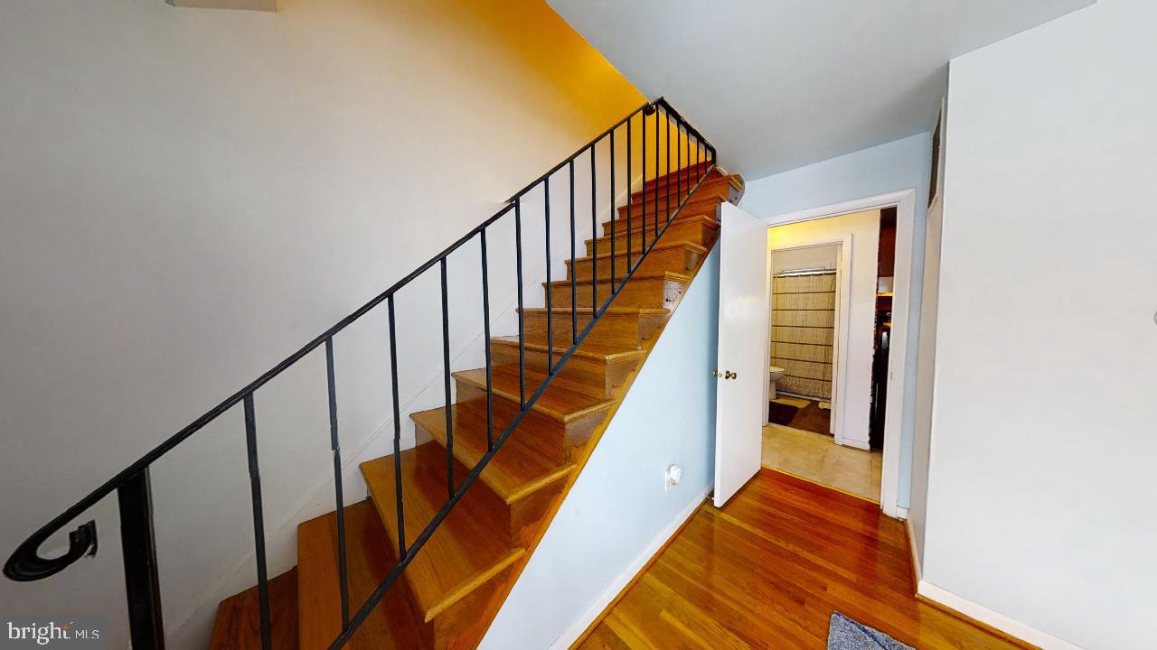 INDIAN VILLAGE IND HEAD - Residential