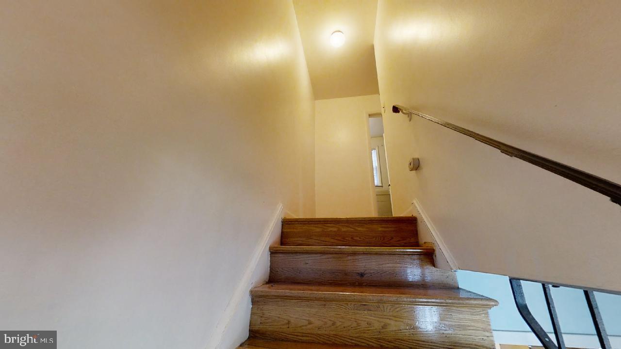 INDIAN VILLAGE IND HEAD - Residential