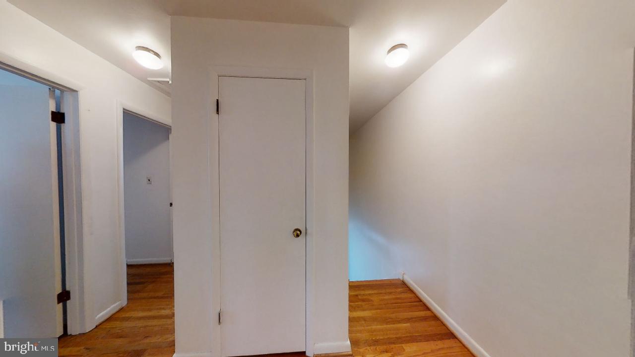 INDIAN VILLAGE IND HEAD - Residential