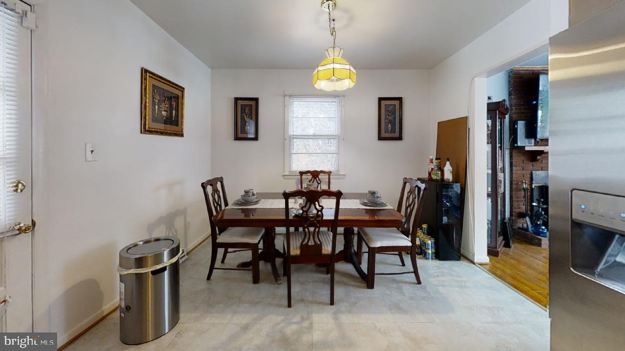 INDIAN VILLAGE IND HEAD - Residential