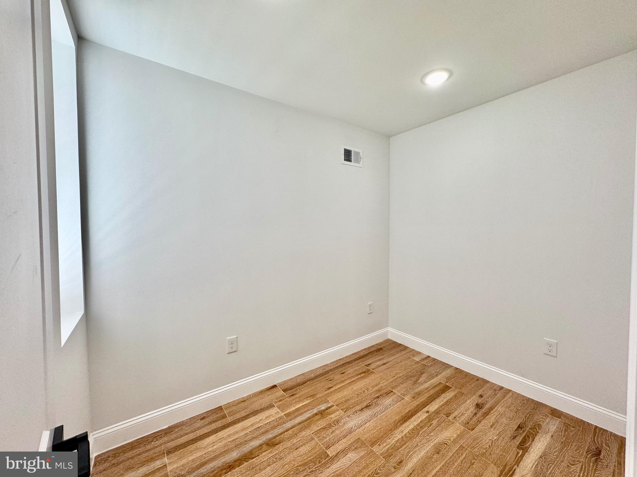 PHILADELPHIA (SOUTH) - Residential