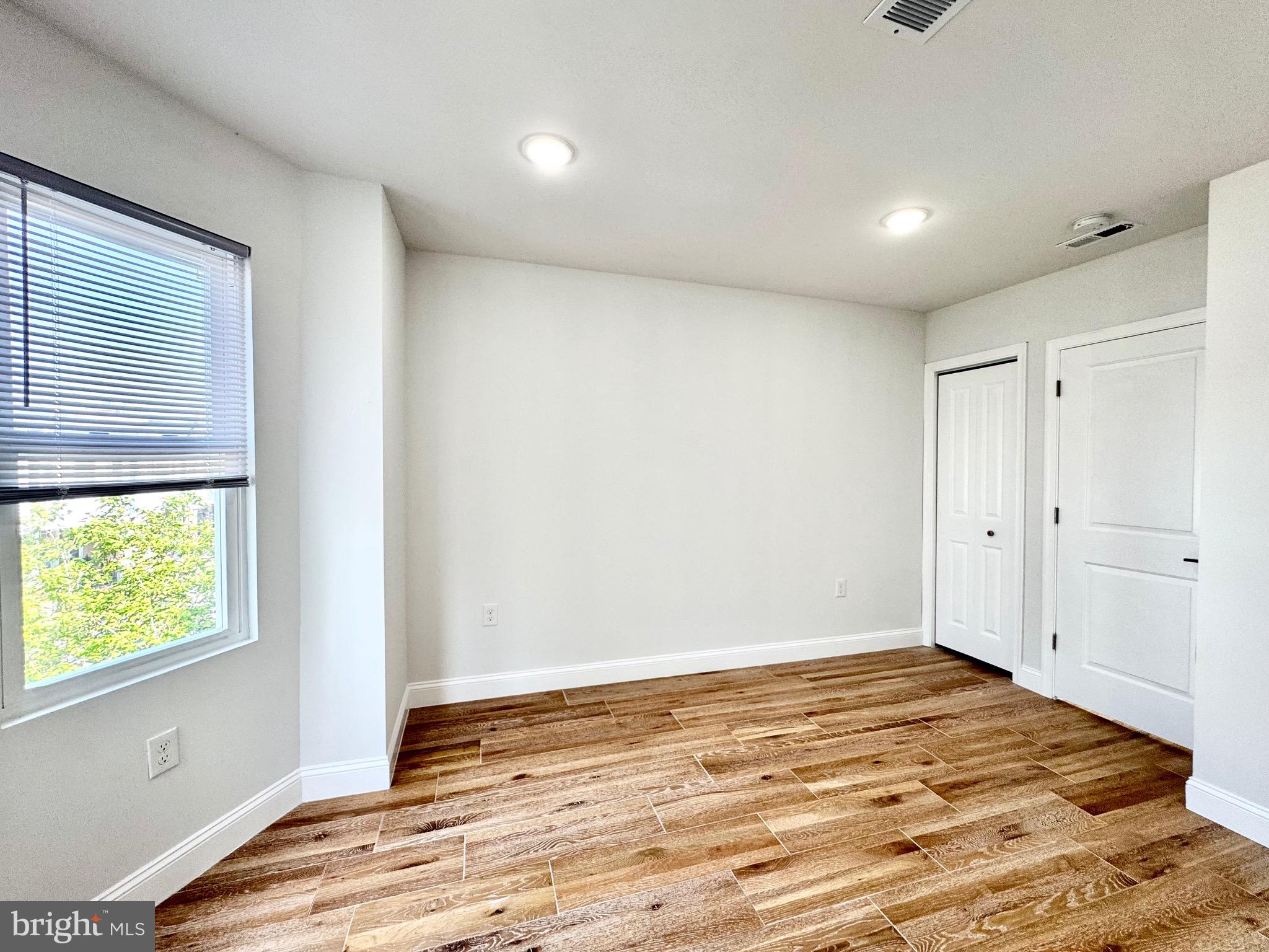 PHILADELPHIA (SOUTH) - Residential