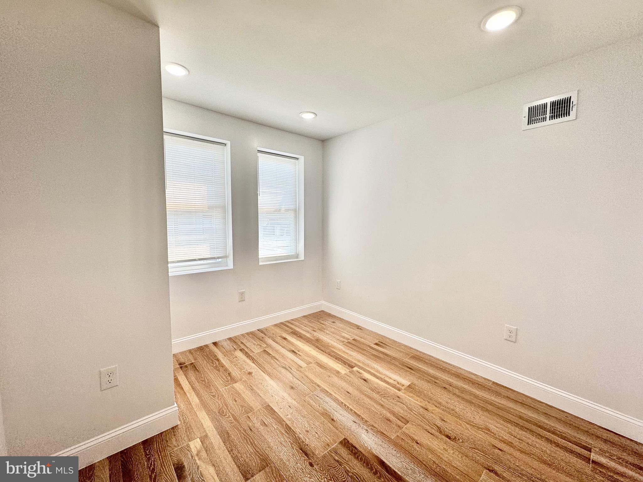 PHILADELPHIA (SOUTH) - Residential