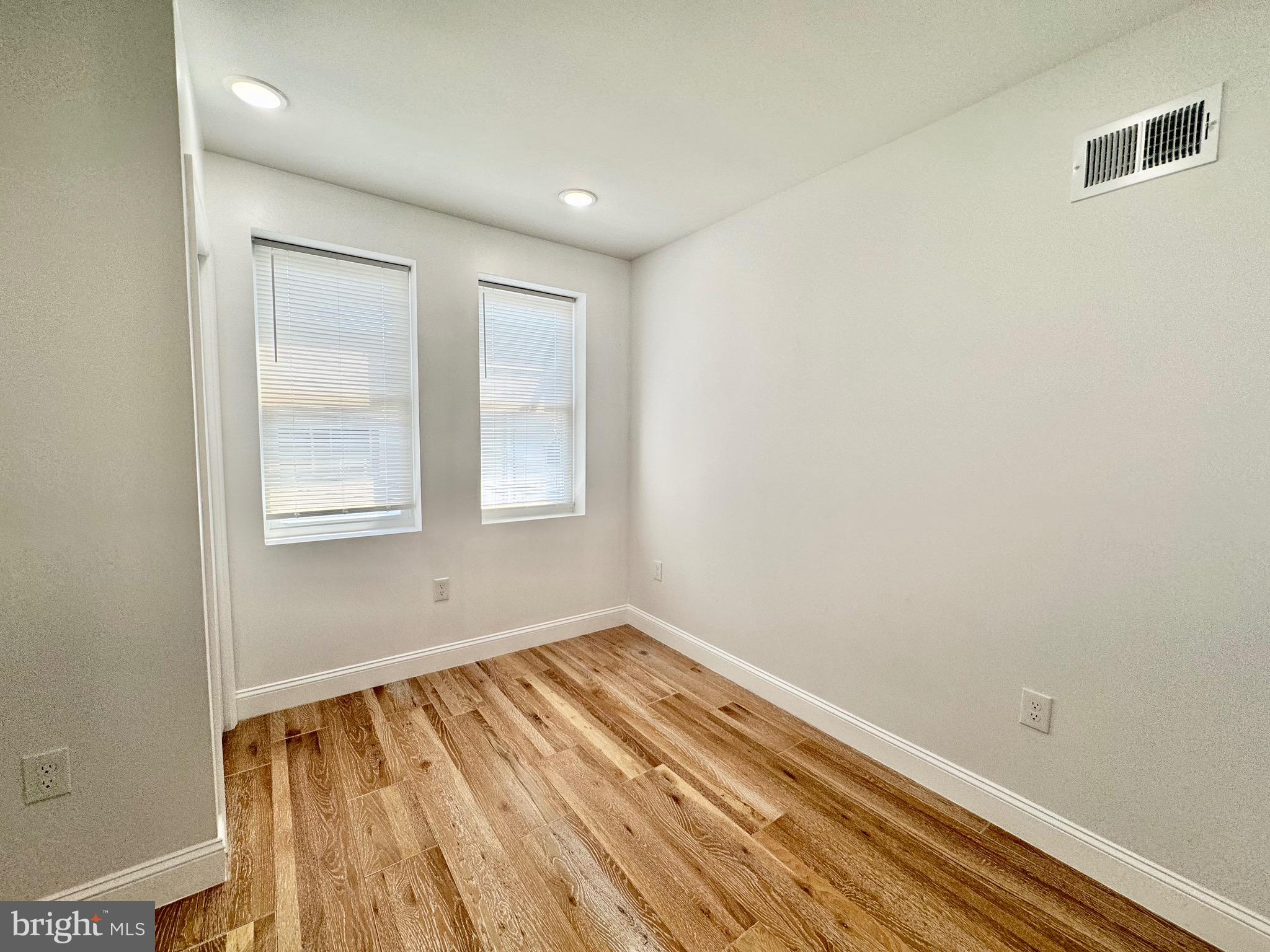 PHILADELPHIA (SOUTH) - Residential