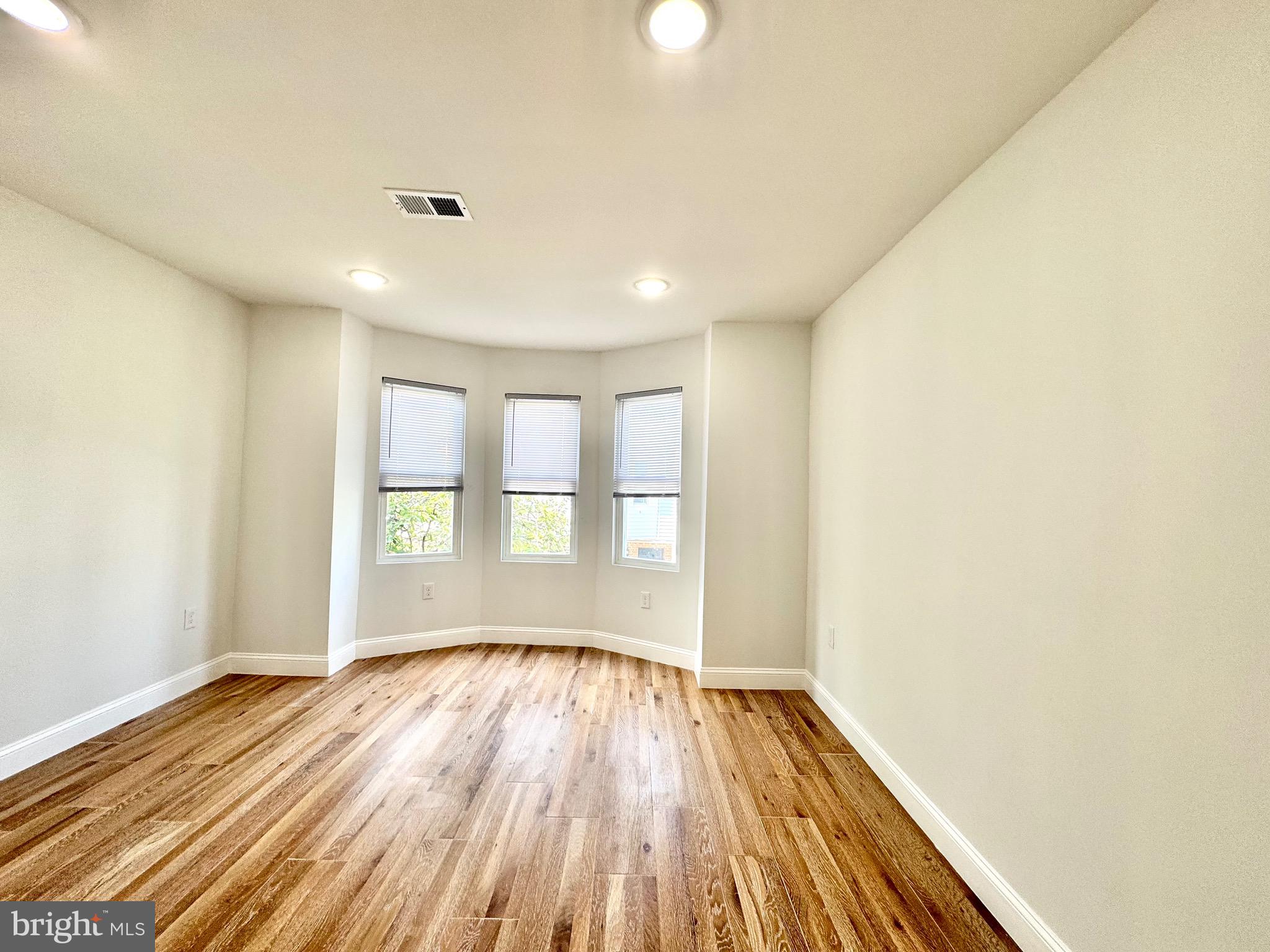 PHILADELPHIA (SOUTH) - Residential