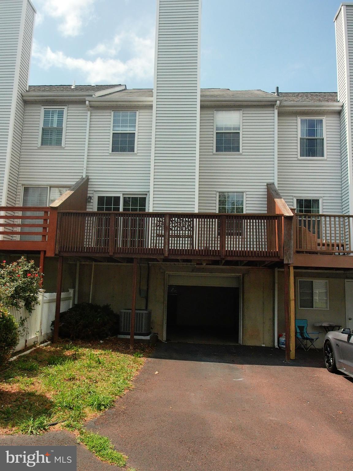 LANSDALE - Residential Lease