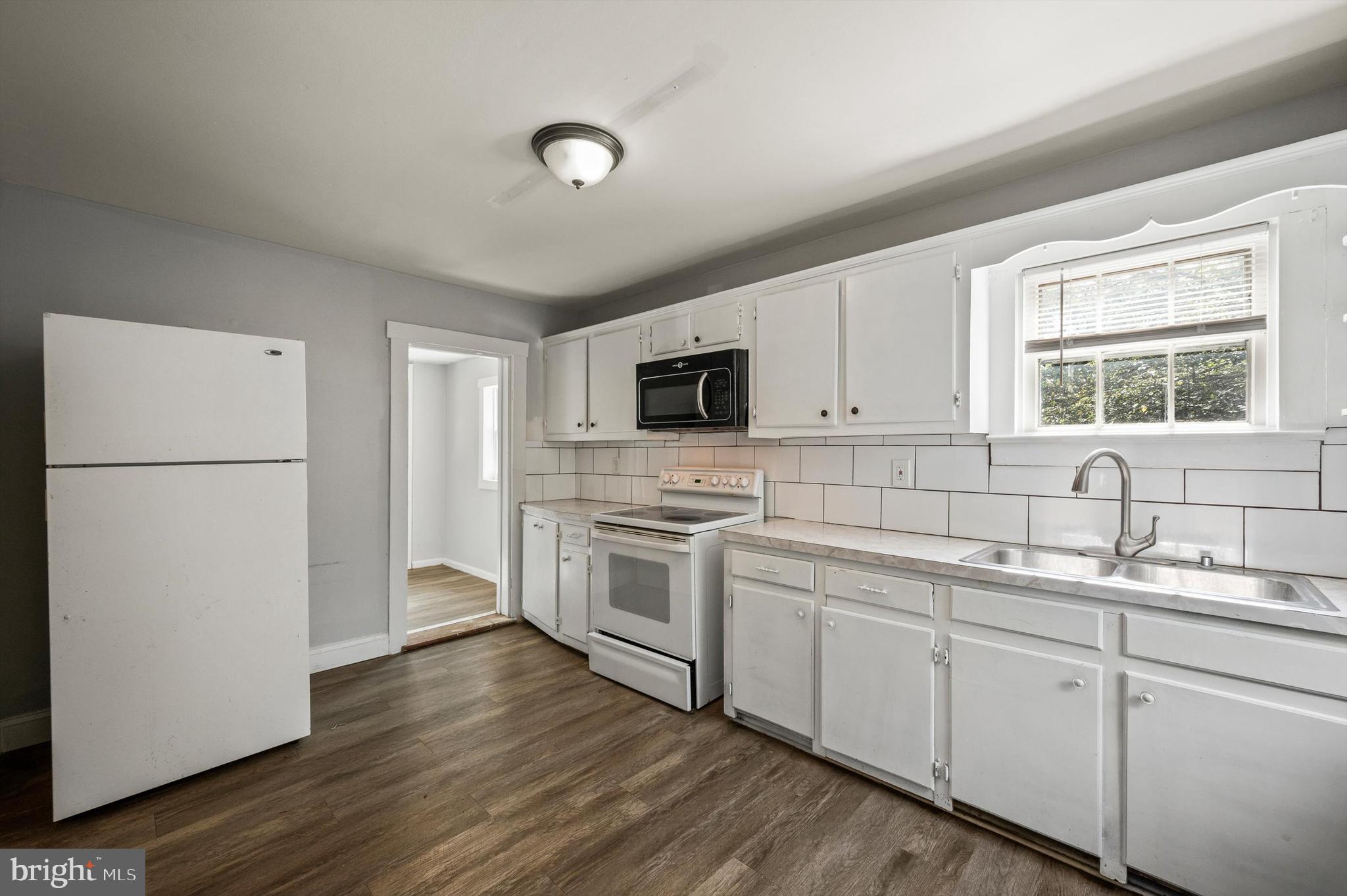 BAKERTON - Residential