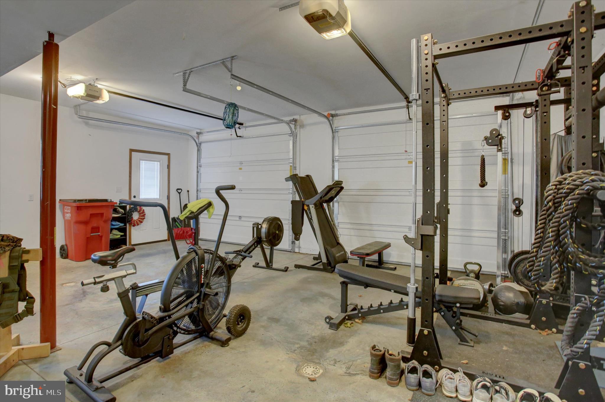 HILLVIEW ESTATES - Residential