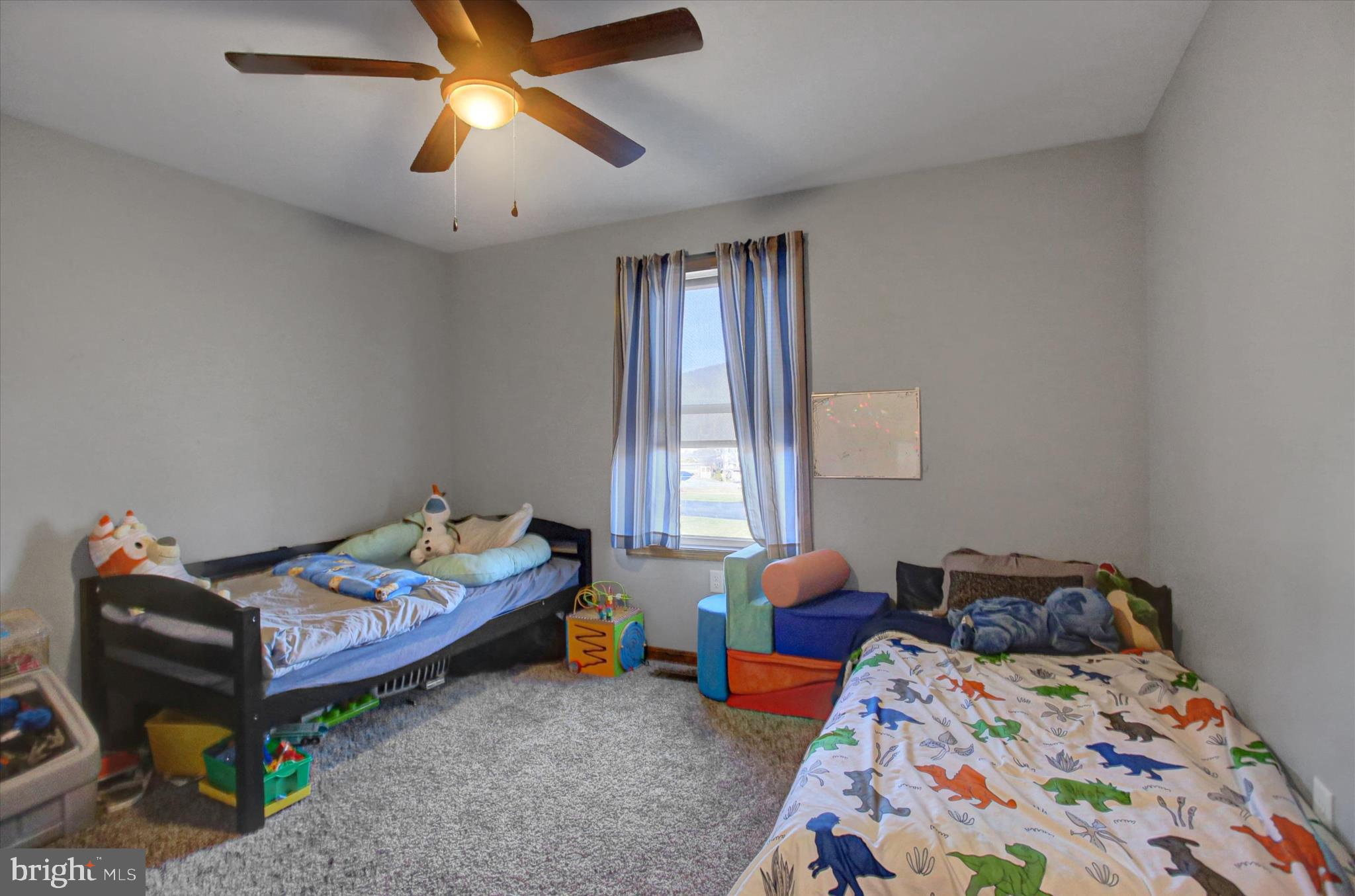 HILLVIEW ESTATES - Residential