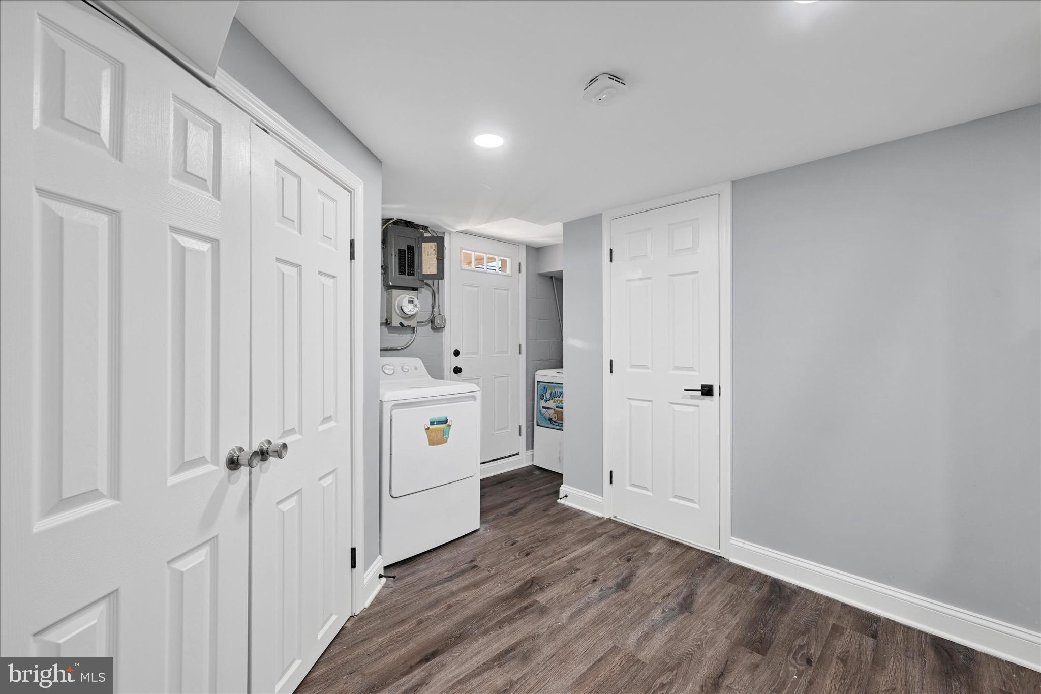 EASTFIELD - Residential