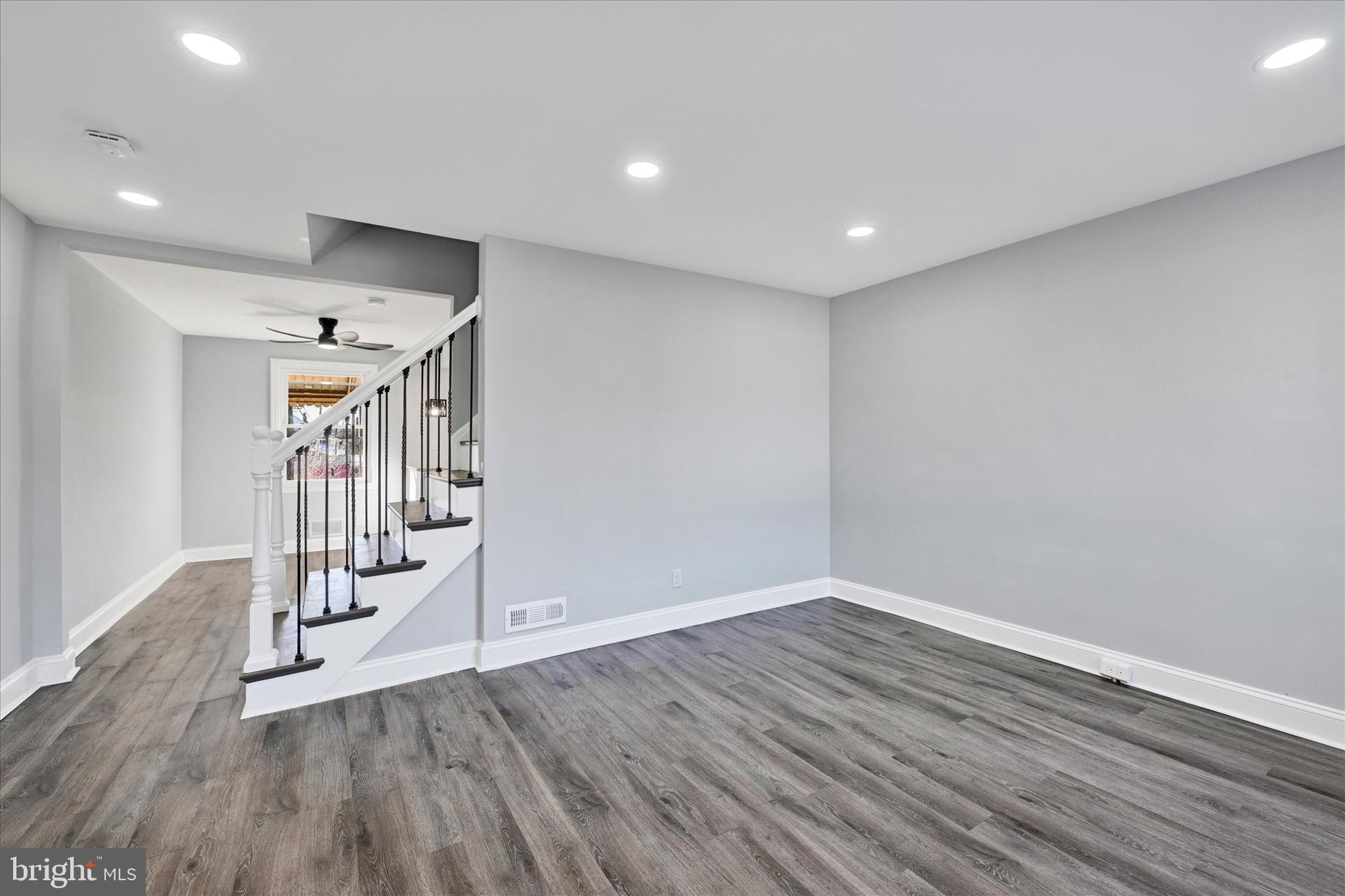 EASTFIELD - Residential