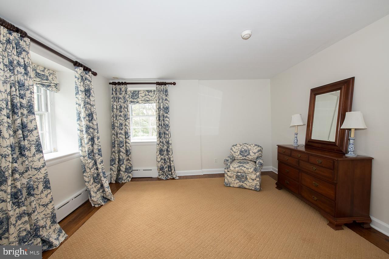 SOUTH WAYNE - Residential