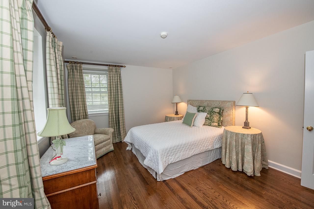 SOUTH WAYNE - Residential