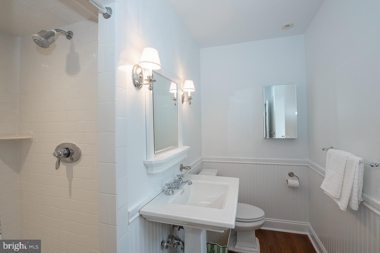 SOUTH WAYNE - Residential