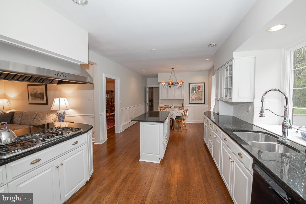 SOUTH WAYNE - Residential