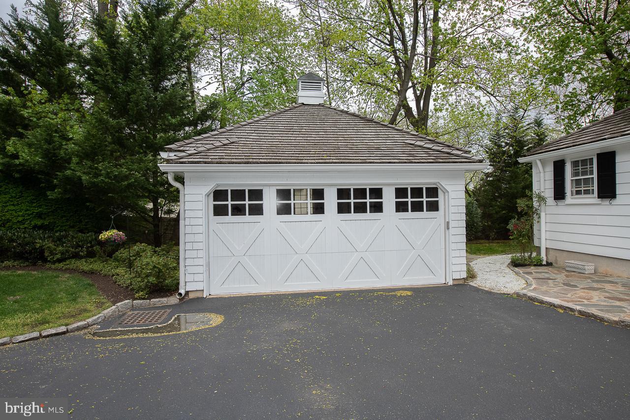 SOUTH WAYNE - Residential