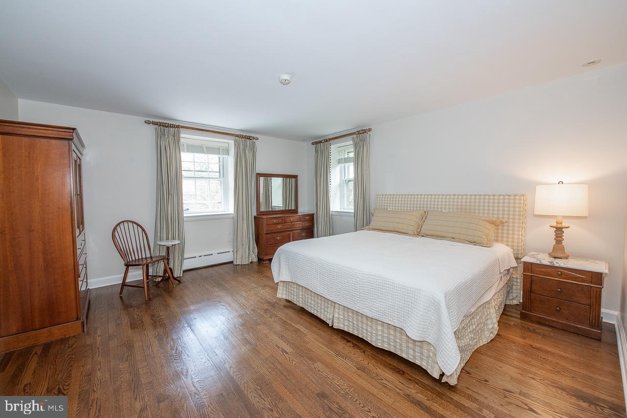 SOUTH WAYNE - Residential