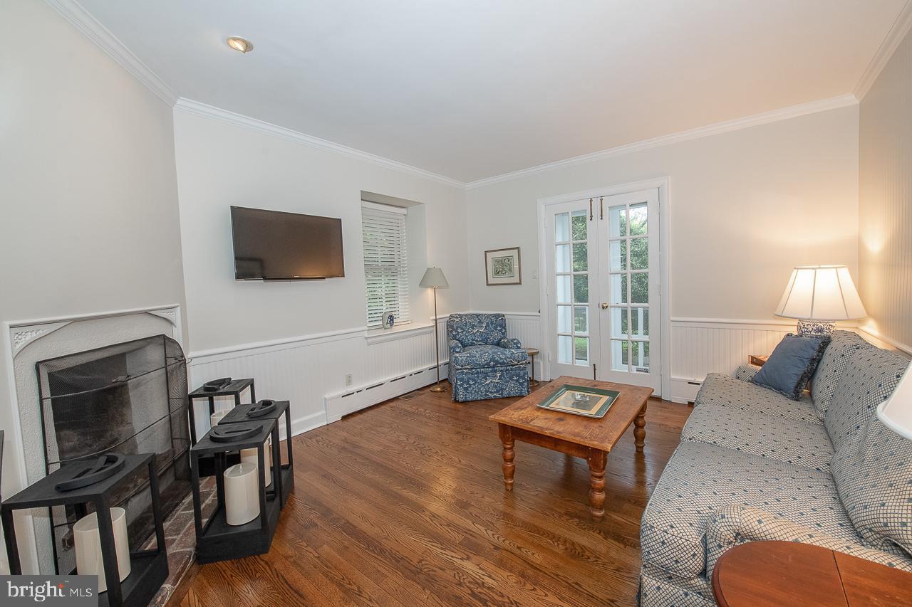 SOUTH WAYNE - Residential