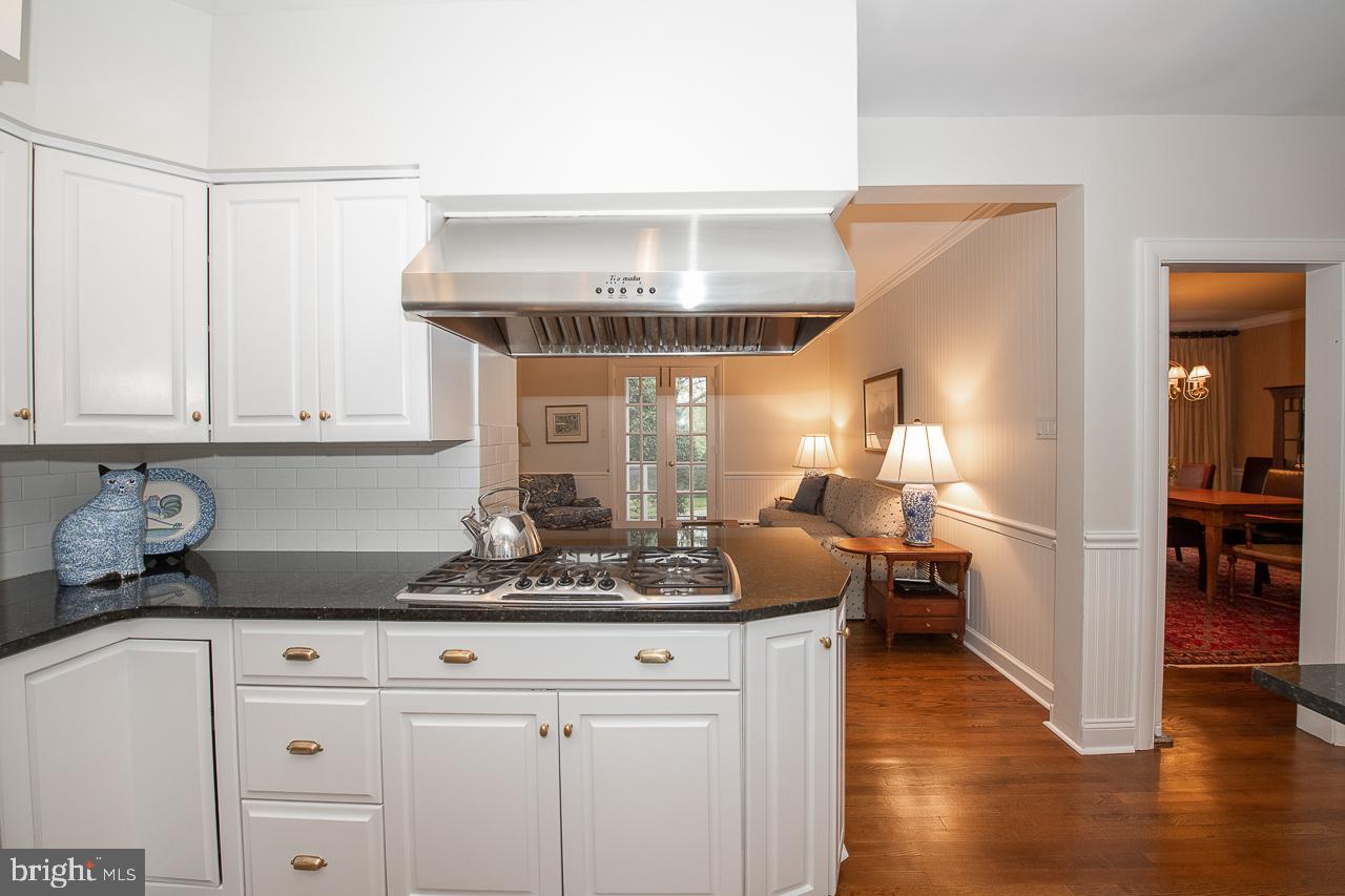 SOUTH WAYNE - Residential