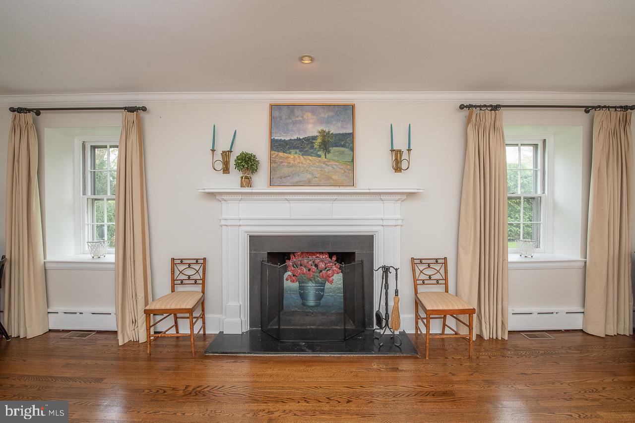 SOUTH WAYNE - Residential