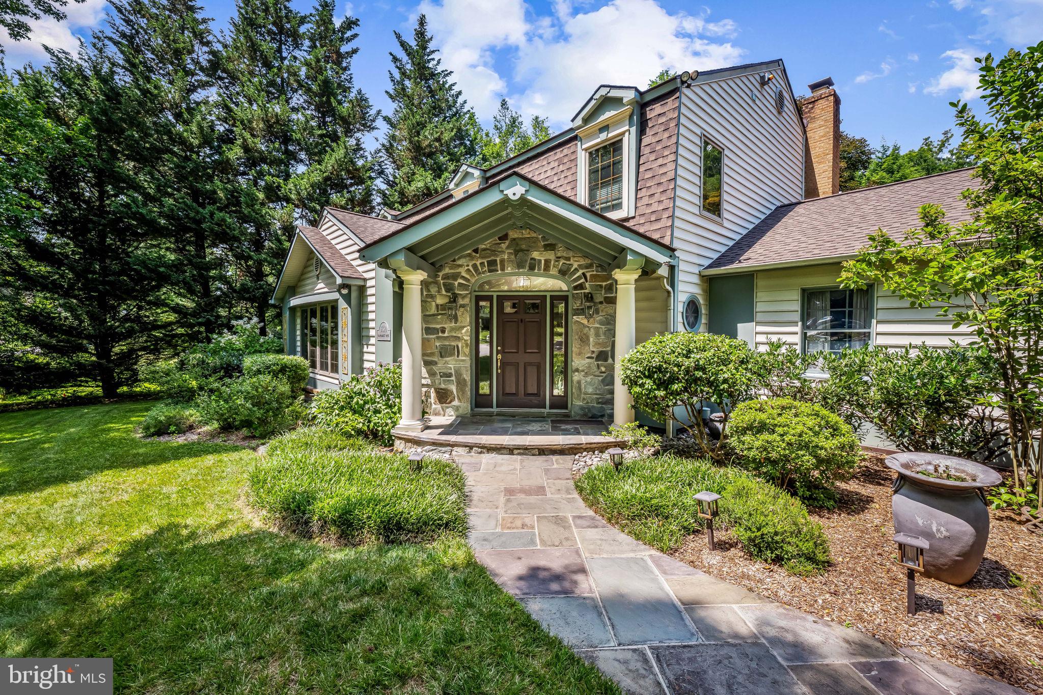 9390 DIAMONDBACK DRIVE