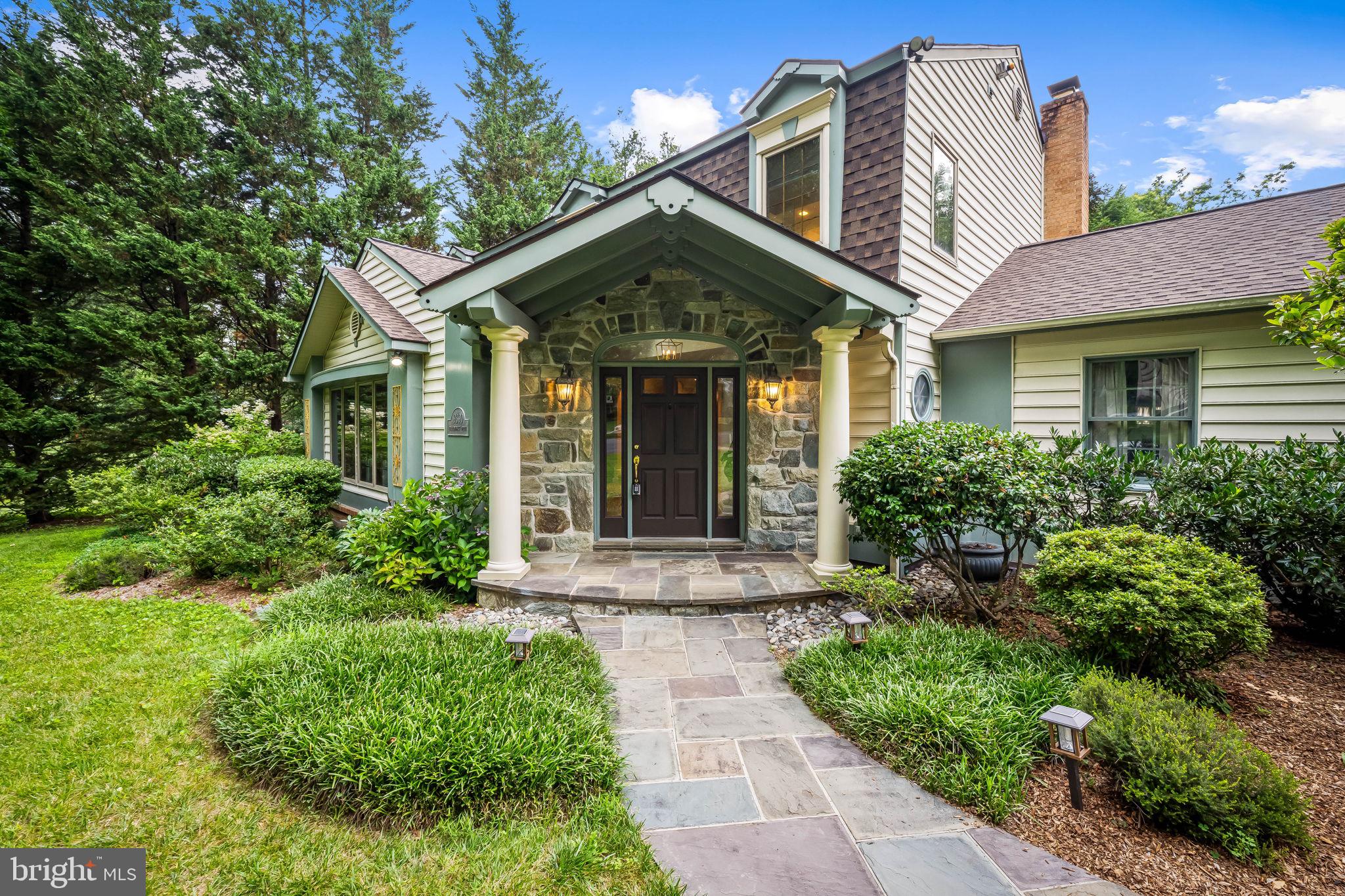 9390 DIAMONDBACK DRIVE