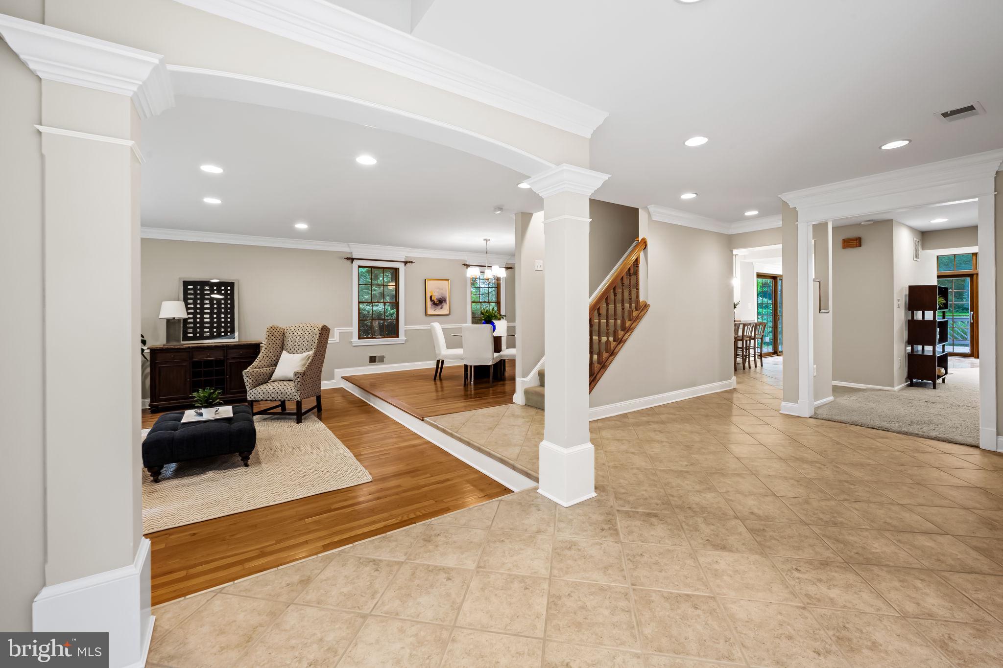 9390 DIAMONDBACK DRIVE