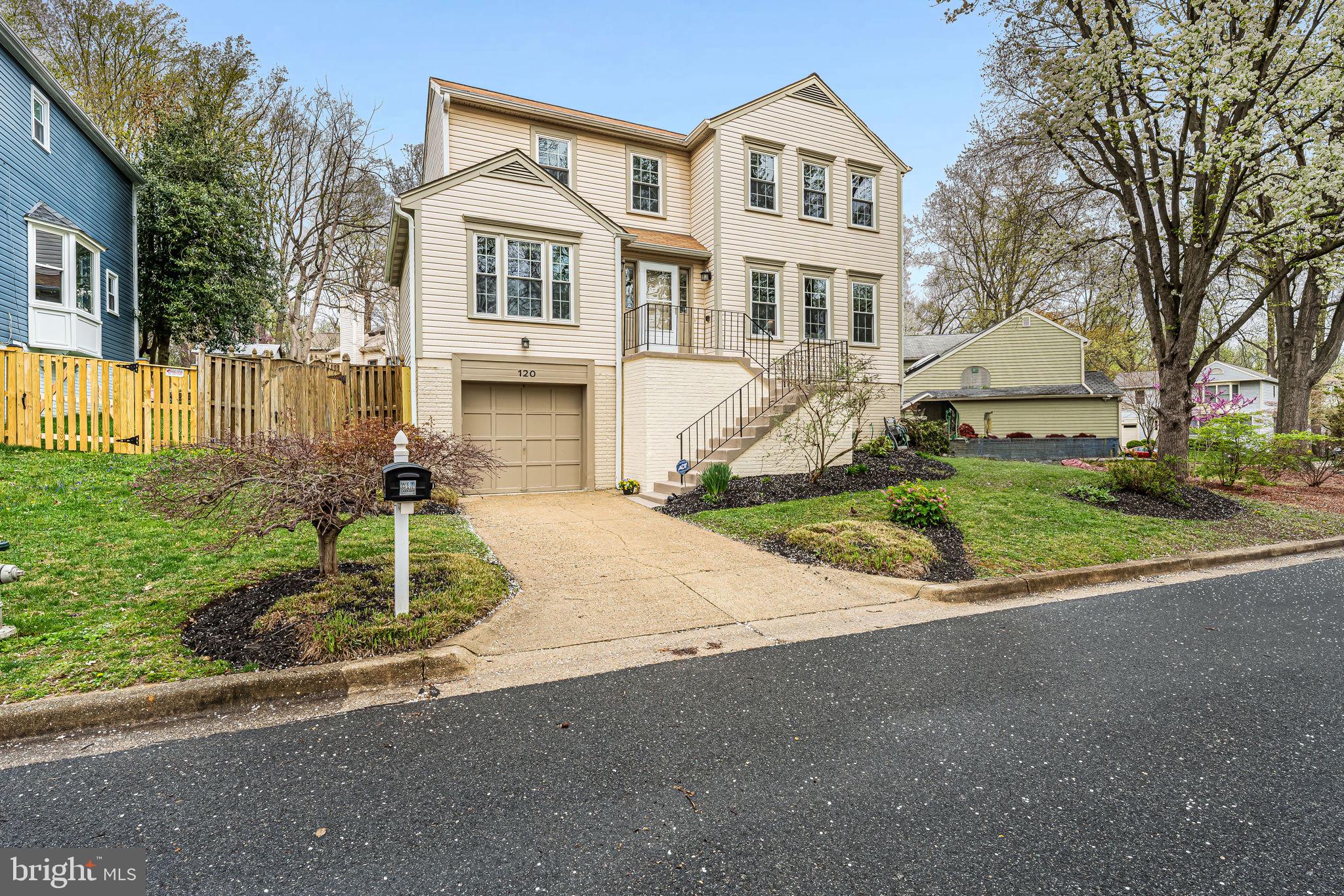 NORTHWOOD PARK VIEW - Residential