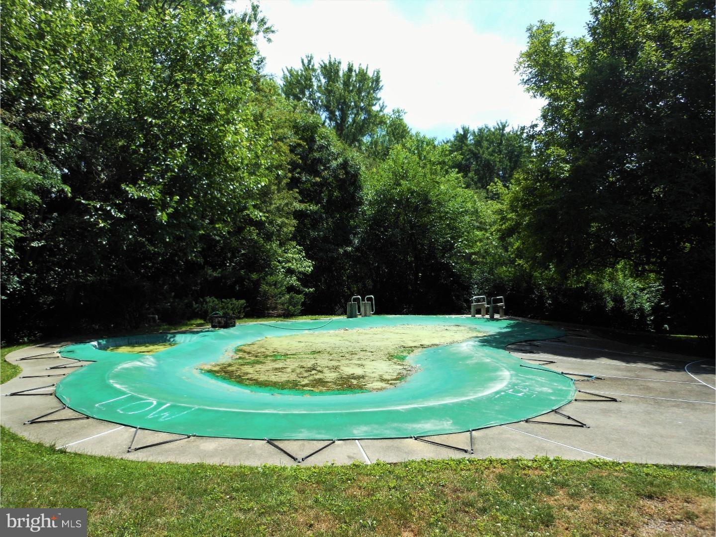 GREEN ACRES - Residential