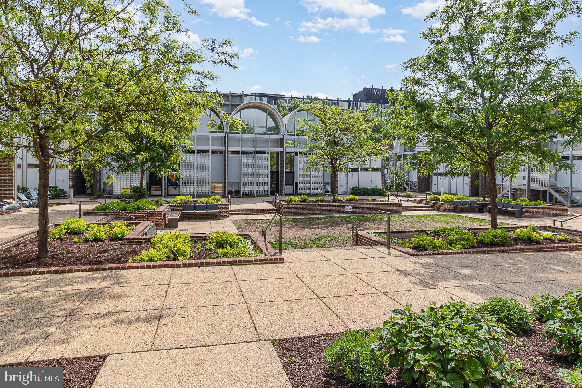 1338 4TH ST SW T1338