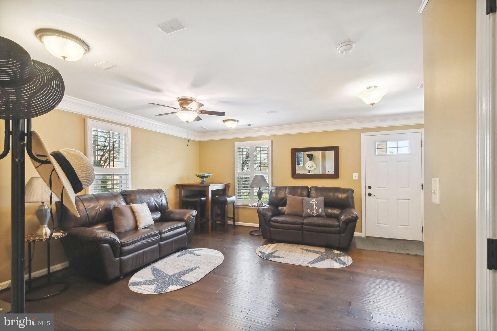 ARCOLA TOWN CENTER - Residential