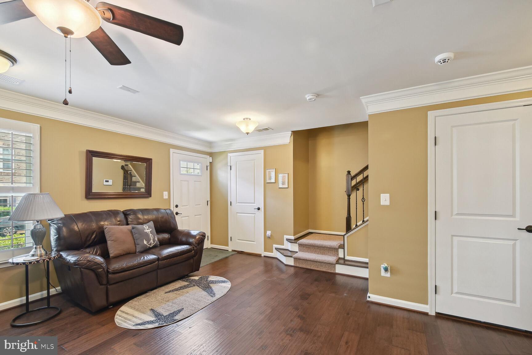 ARCOLA TOWN CENTER - Residential