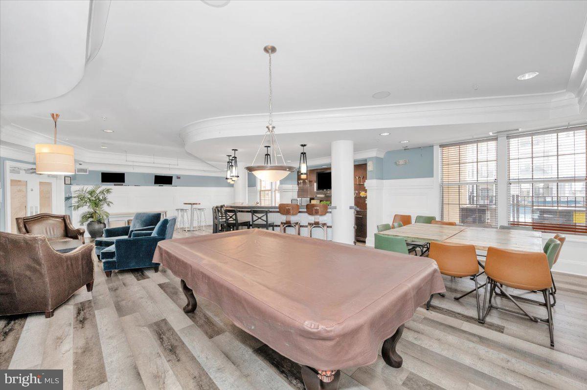 THE COLONNADE AT KENTLANDS - Residential