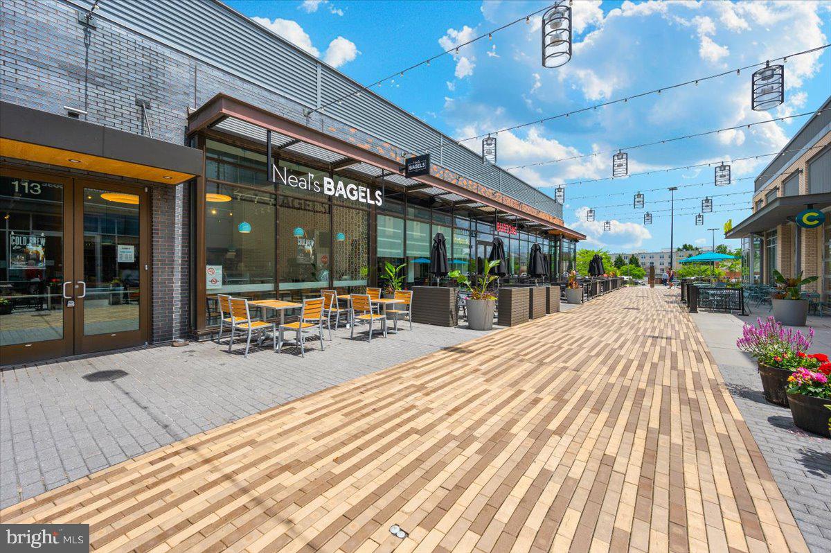 THE COLONNADE AT KENTLANDS - Residential