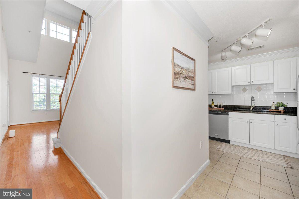 THE COLONNADE AT KENTLANDS - Residential